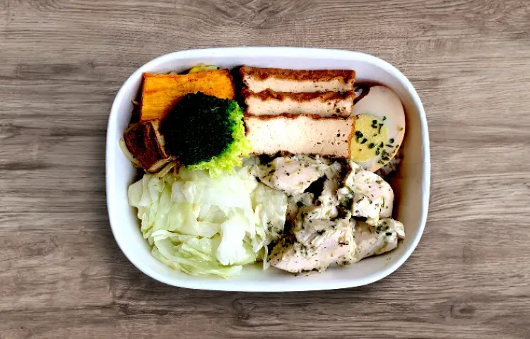 薑汁照燒豆腐佐青醬嫩雞